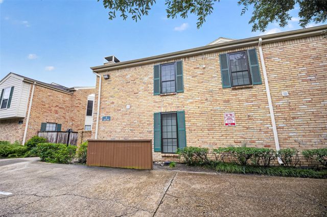 4000 Purdue Street 102, Houston, TX 77005