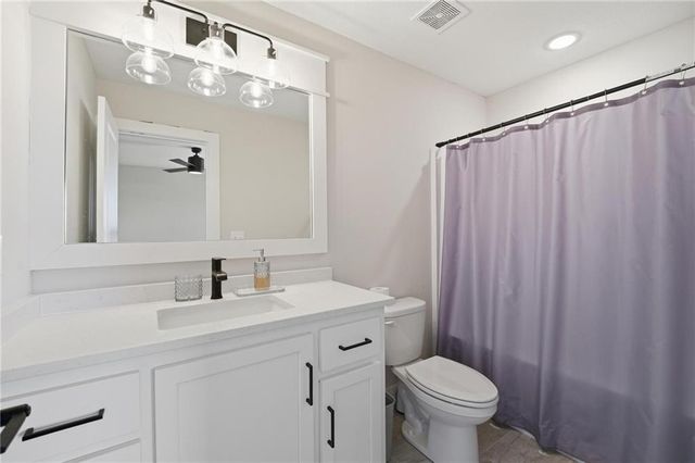 1505 SW Arbormill Terrace, Lee's Summit, MO 64082