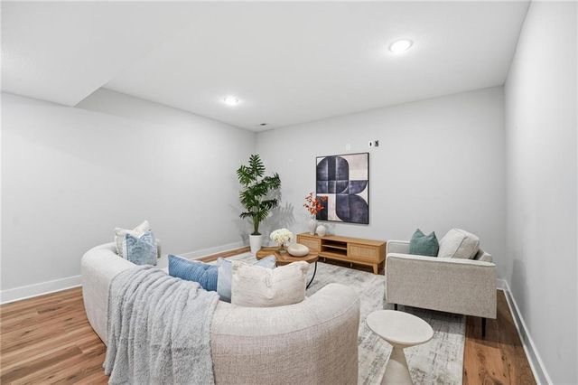 1505 SW Arbormill Terrace, Lee's Summit, MO 64082