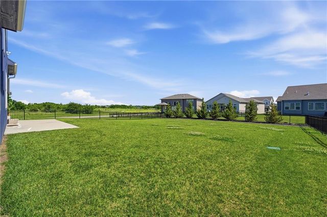 1505 SW Arbormill Terrace, Lee's Summit, MO 64082
