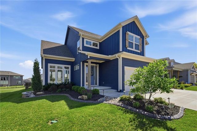 1505 SW Arbormill Terrace, Lee's Summit, MO 64082