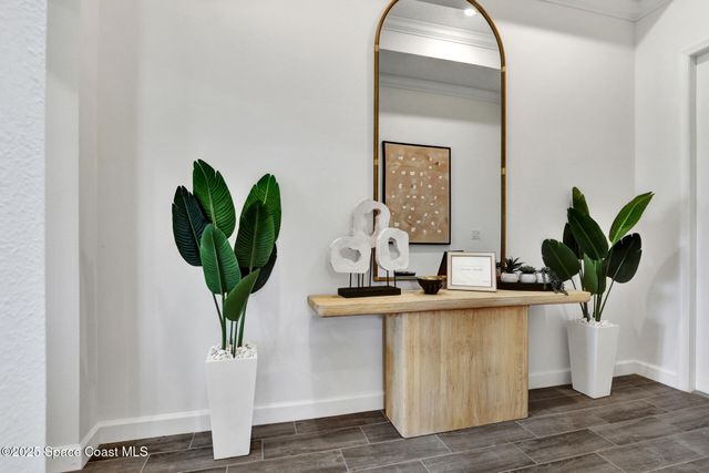 853 Antibes Court NW, Palm Bay, FL 32907