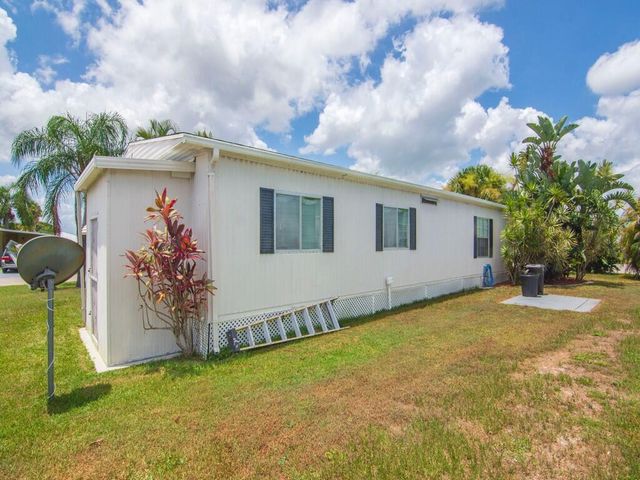 1 Castilla Lane, Port St. Lucie, Port St Lucie, FL 34952