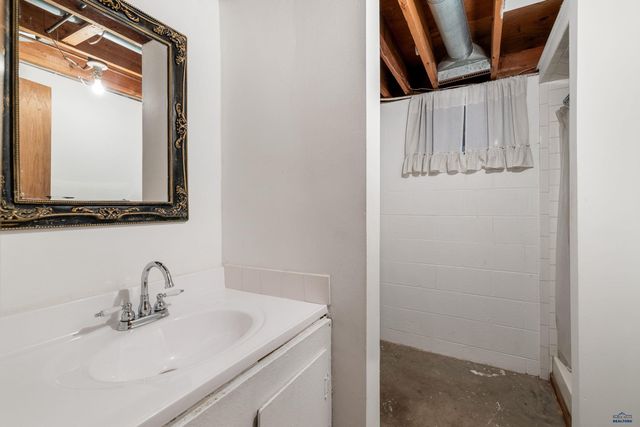 109 E PHILADELPHIA, Rapid City, SD 57701