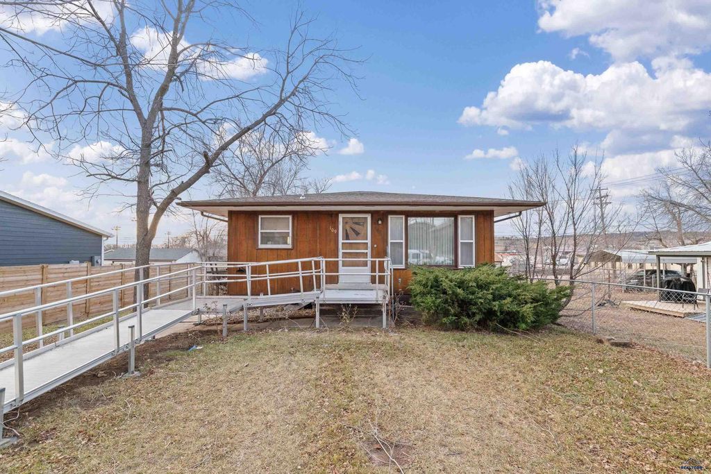 109 E PHILADELPHIA, Rapid City, SD 57701