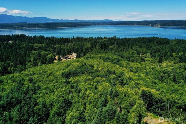 1 XX Scenic Drive, Poulsbo, WA 98370