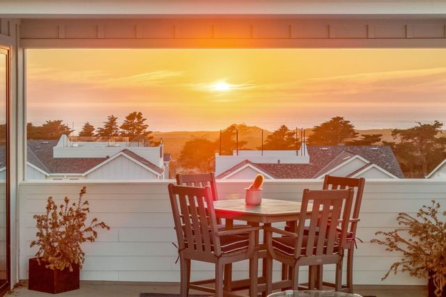 2409 Schooner Avenue, Marina, CA 93933