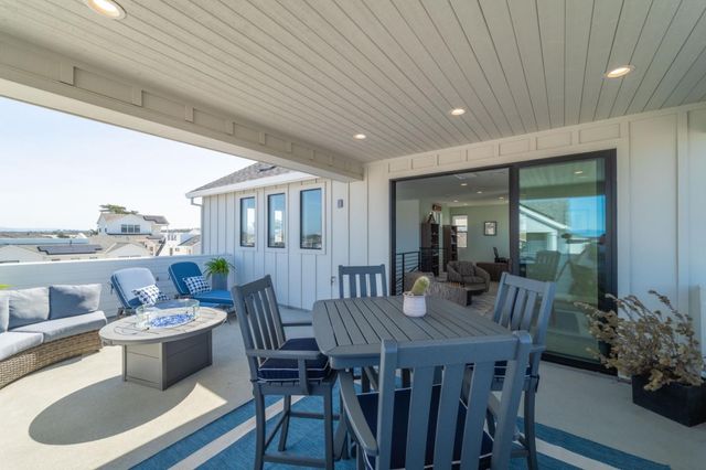 2409 Schooner Avenue, Marina, CA 93933