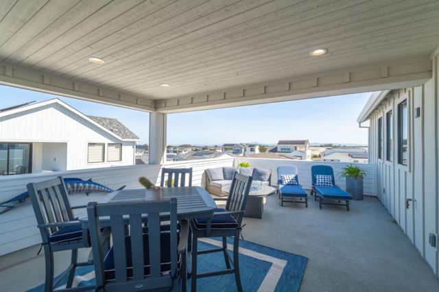 2409 Schooner Avenue, Marina, CA 93933