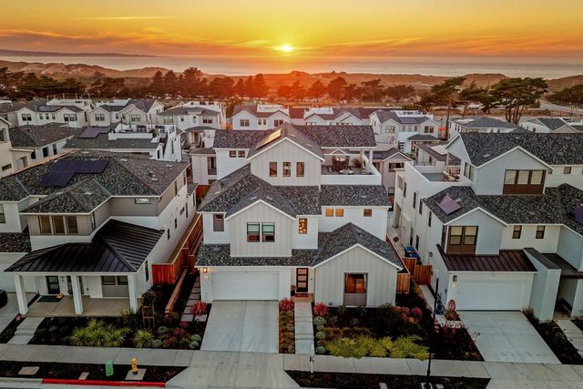 2409 Schooner Avenue, Marina, CA 93933