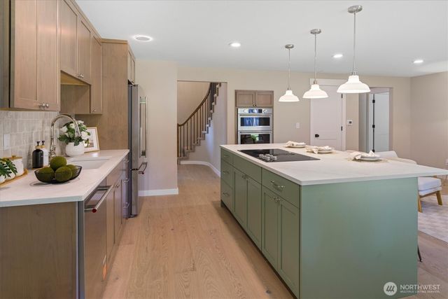25738 215th Court SE, Maple Valley, WA 98038