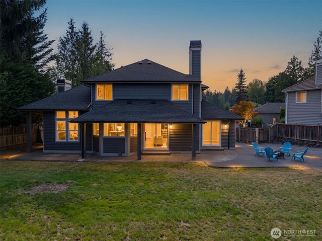 25738 215th Court SE, Maple Valley, WA 98038