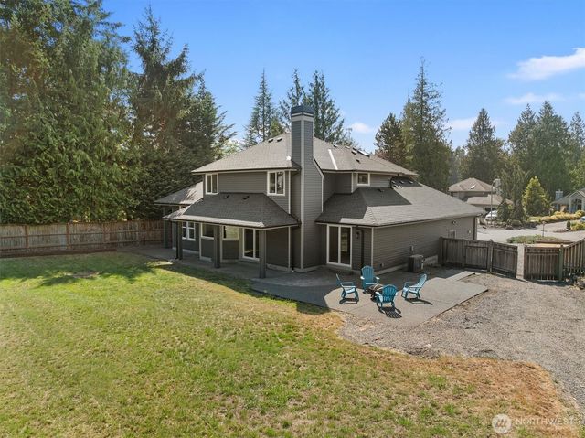 25738 215th Court SE, Maple Valley, WA 98038