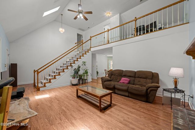 412 Trent Farm Road, New Bern, NC 28562