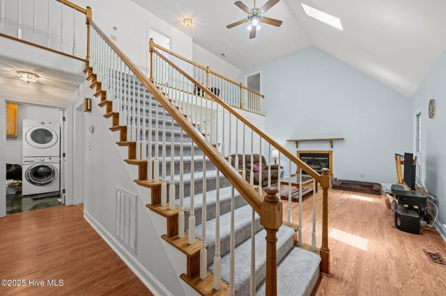 412 Trent Farm Road, New Bern, NC 28562