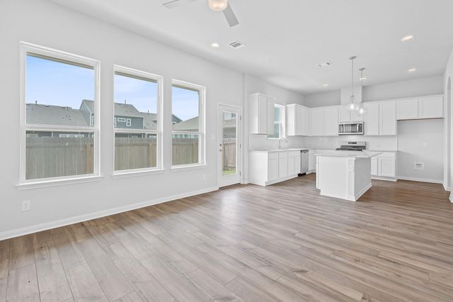 8513 Wellspring LOOP, Round Rock, TX 78665