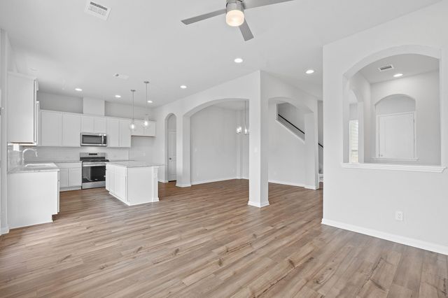 8513 Wellspring LOOP, Round Rock, TX 78665