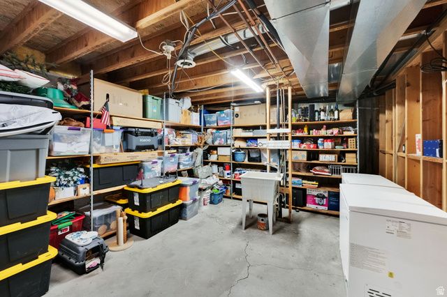 4051 W 6515 S, Taylorsville, UT 84129