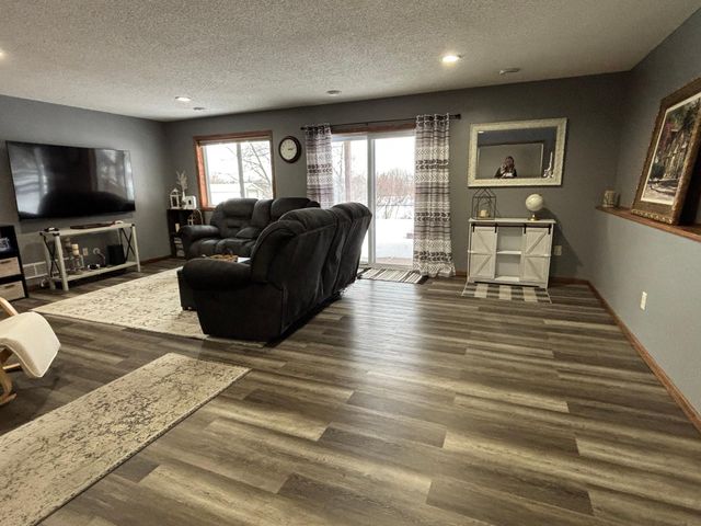 7357 Lambert Avenue NE, Otsego, MN 55301