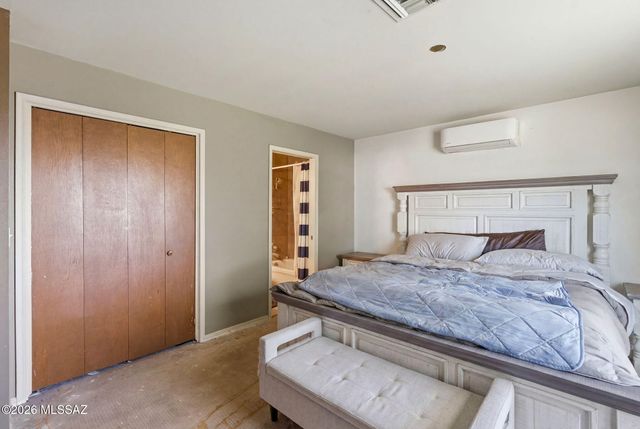 725 S Gollob Road, Tucson, AZ 85710