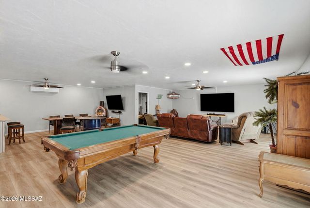 725 S Gollob Road, Tucson, AZ 85710