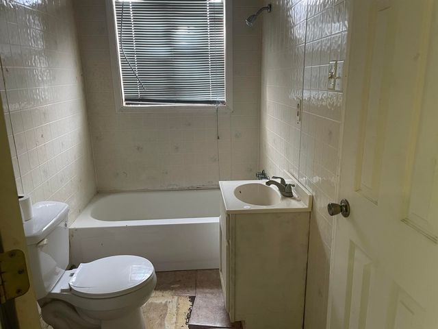 109 Frank Ln, Belle Rose, LA 70341