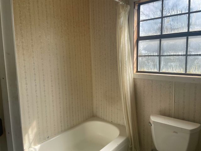 109 Frank Ln, Belle Rose, LA 70341