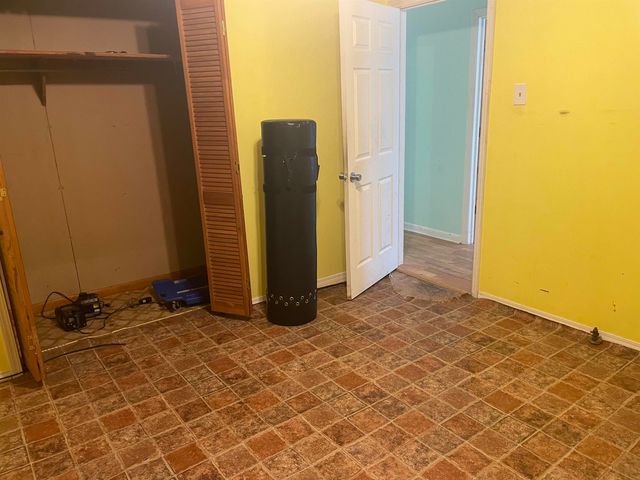 109 Frank Ln, Belle Rose, LA 70341