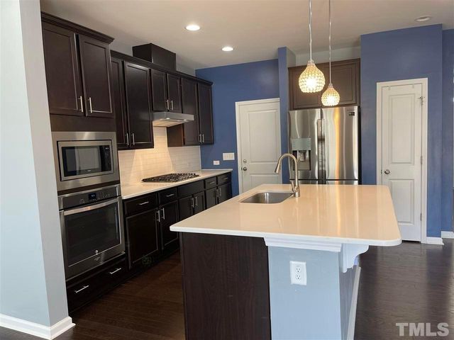 806 Bristol Bridge Drive, Cary, NC 27519