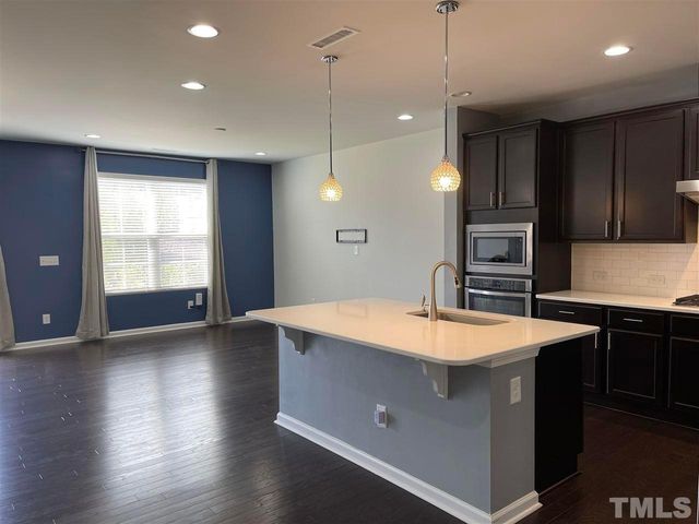 806 Bristol Bridge Drive, Cary, NC 27519