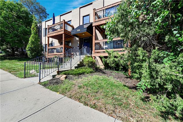 1114 W 46TH Street 2, Kansas City, MO 64111