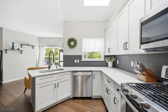 2009 Vermont Ter, Hanover Twp., NJ 07981