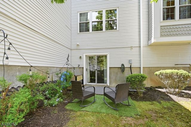 2009 Vermont Ter, Hanover Twp., NJ 07981