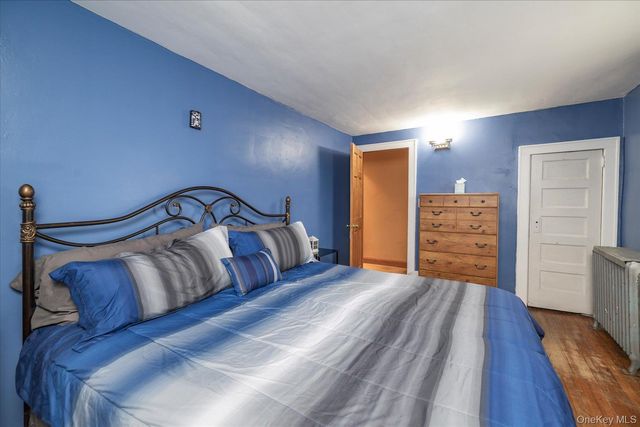 36 Hudson Avenue, Valley Stream, NY 11580