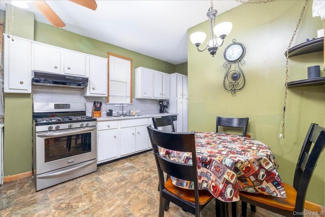 36 Hudson Avenue, Valley Stream, NY 11580