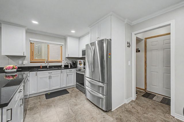 22440 Mill Road, Novi, MI 48375