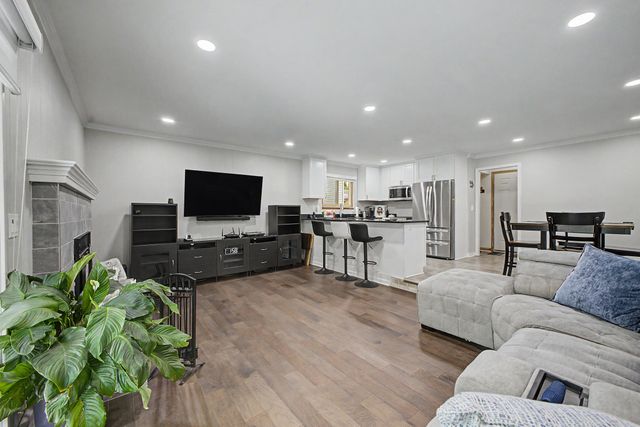 22440 Mill Road, Novi, MI 48375