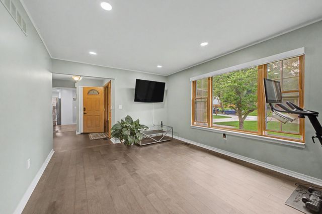 22440 Mill Road, Novi, MI 48375