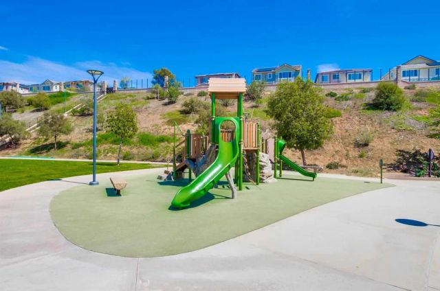 35647 Garrano Lane, Fallbrook, CA 92028