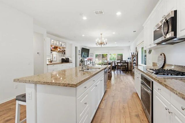 35647 Garrano Lane, Fallbrook, CA 92028
