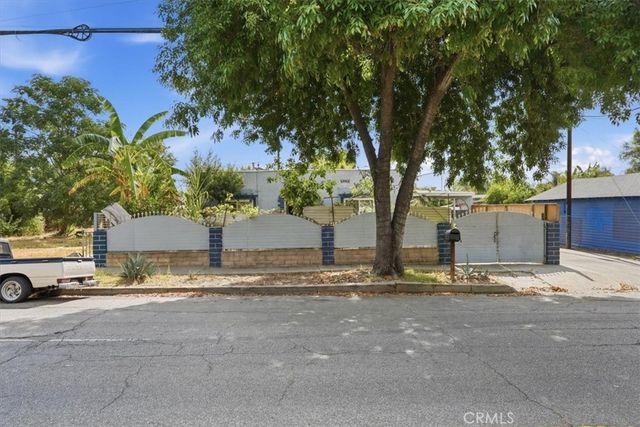 1707 N Arrowhead, San Bernardino, CA 92405