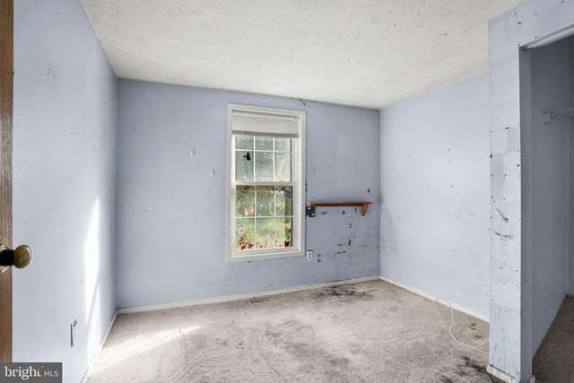 123 COVE POINT RD, Lusby, MD 20657