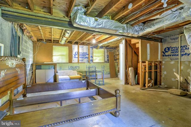 123 COVE POINT RD, Lusby, MD 20657