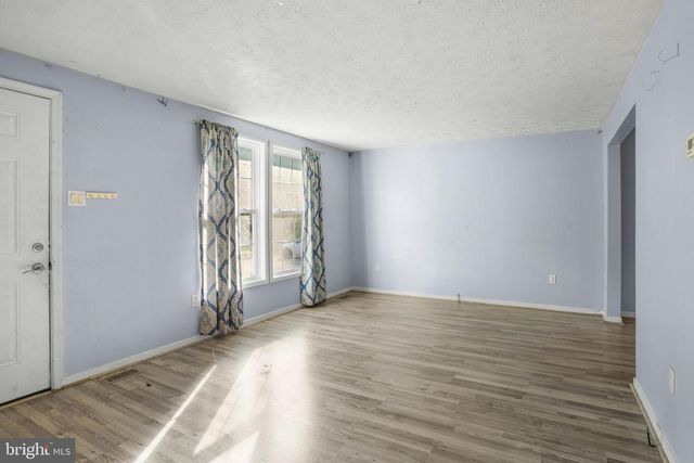 123 COVE POINT RD, Lusby, MD 20657