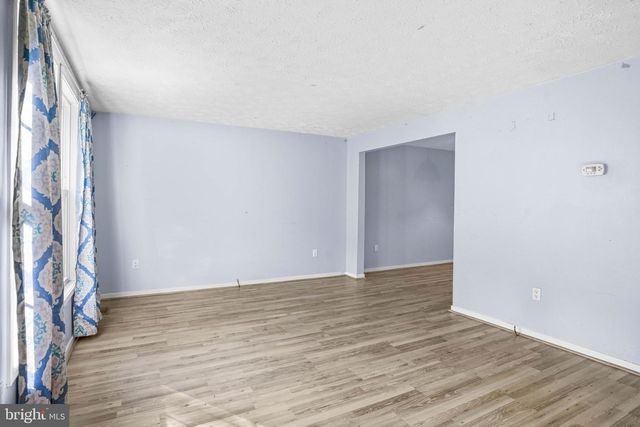 123 COVE POINT RD, Lusby, MD 20657