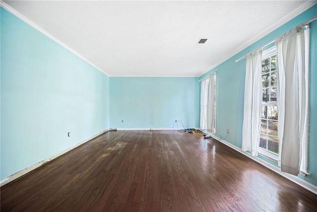 985 Lake Haven Court, Roswell, GA 30076