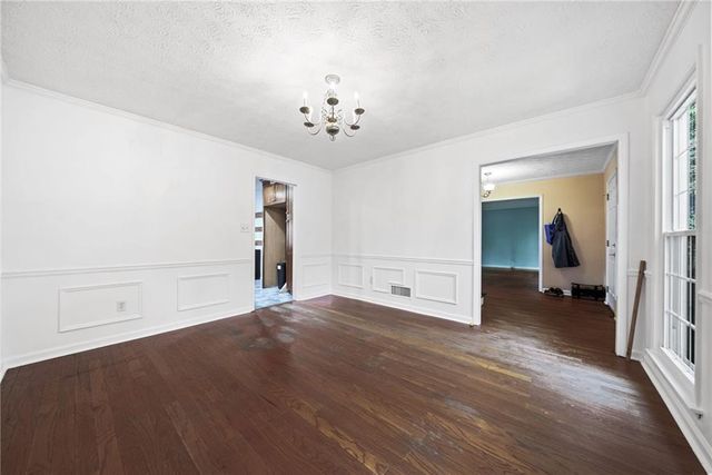 985 Lake Haven Court, Roswell, GA 30076