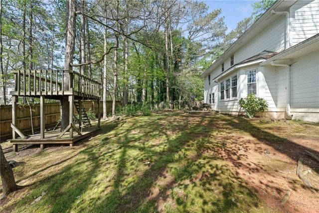 985 Lake Haven Court, Roswell, GA 30076