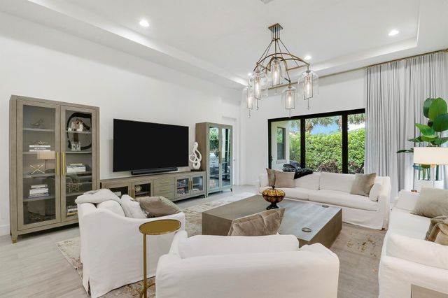 13153 Faberge Place, Palm Beach Gardens, FL 33418