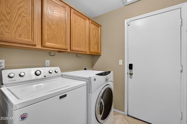 984 S WESTERN SKIES Drive, Gilbert, AZ 85296
